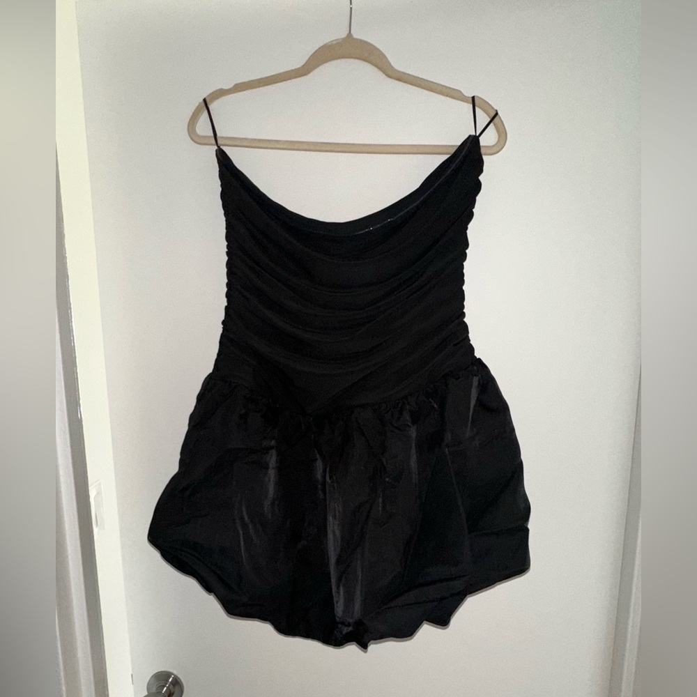 Aritzia Elegant Black Strapless Bubble Dress